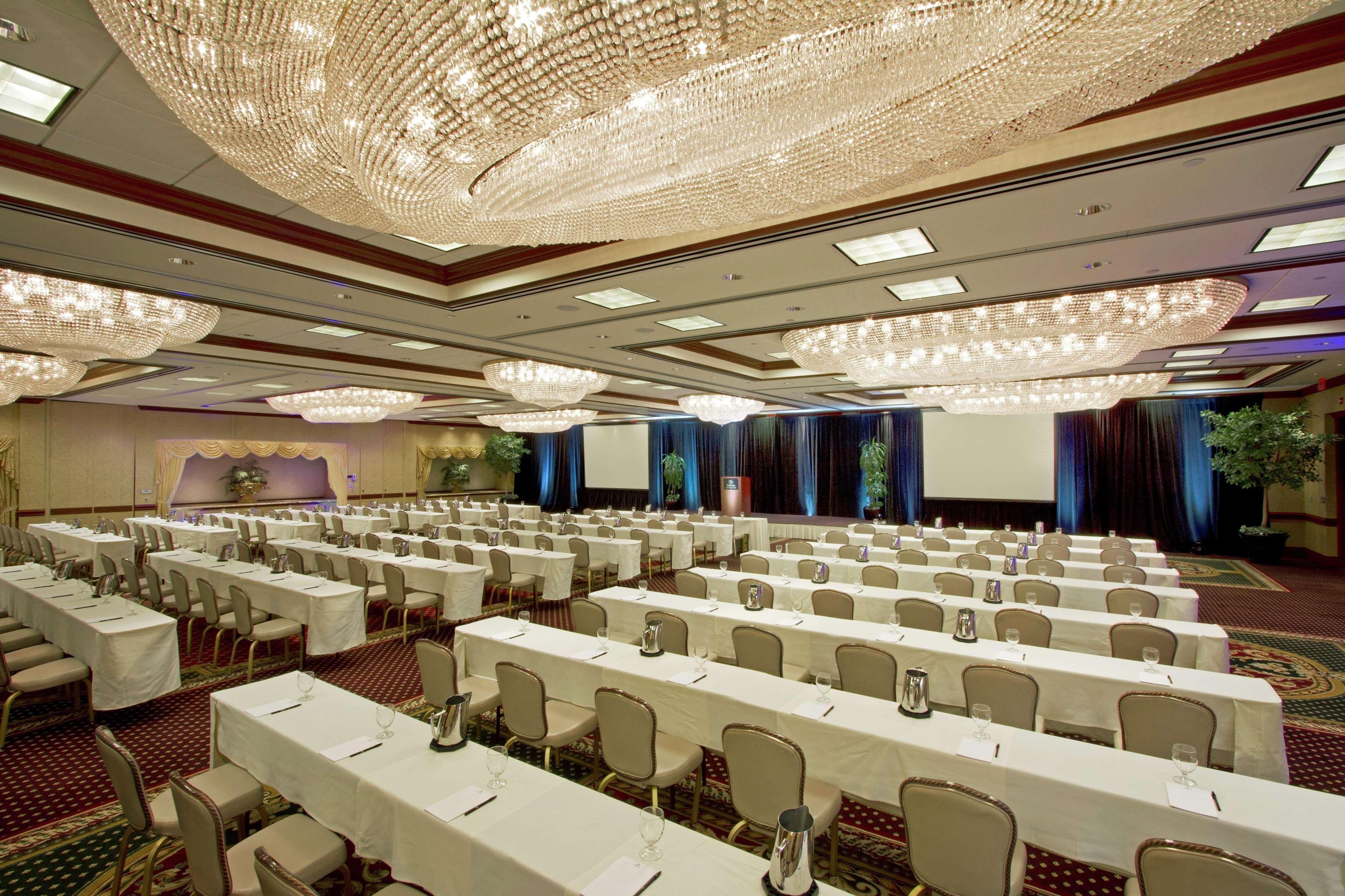 Doubletree By Hilton Lisle Naperville Exterior foto